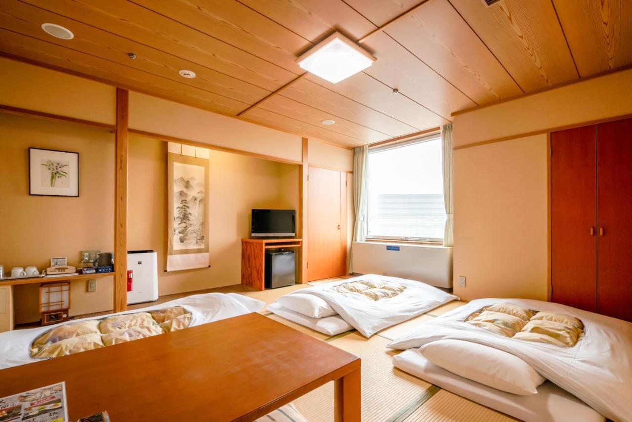 Hiroshima City Bunka Koryu Kaikan Екстер'єр фото