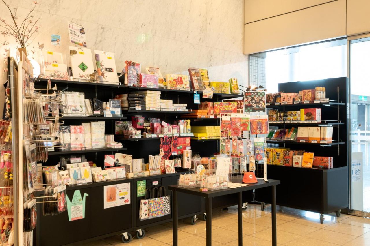 Hiroshima City Bunka Koryu Kaikan Екстер'єр фото