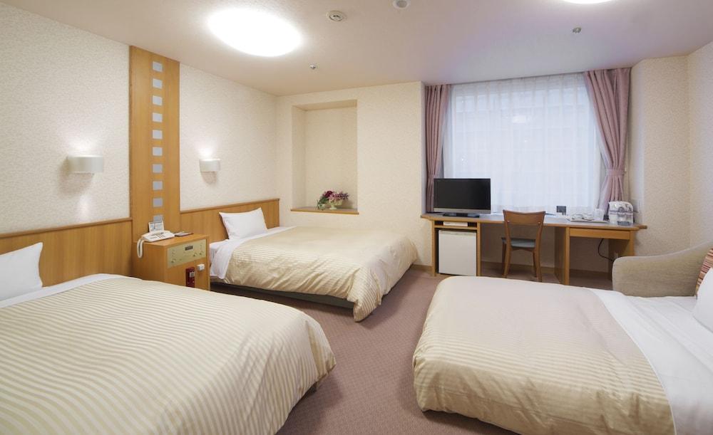 Hiroshima City Bunka Koryu Kaikan Екстер'єр фото