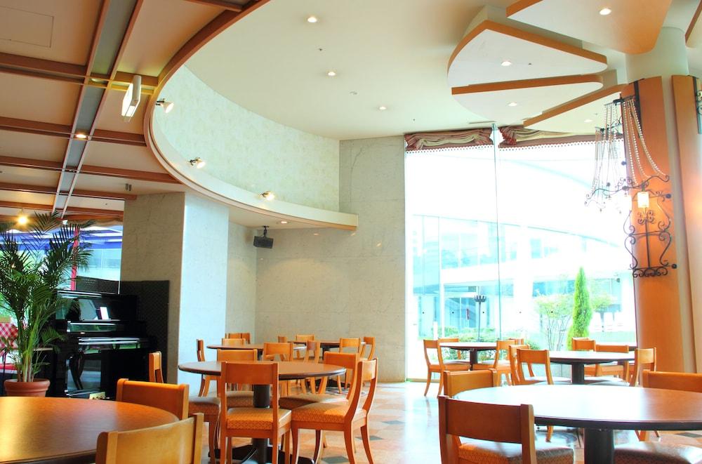 Hiroshima City Bunka Koryu Kaikan Екстер'єр фото