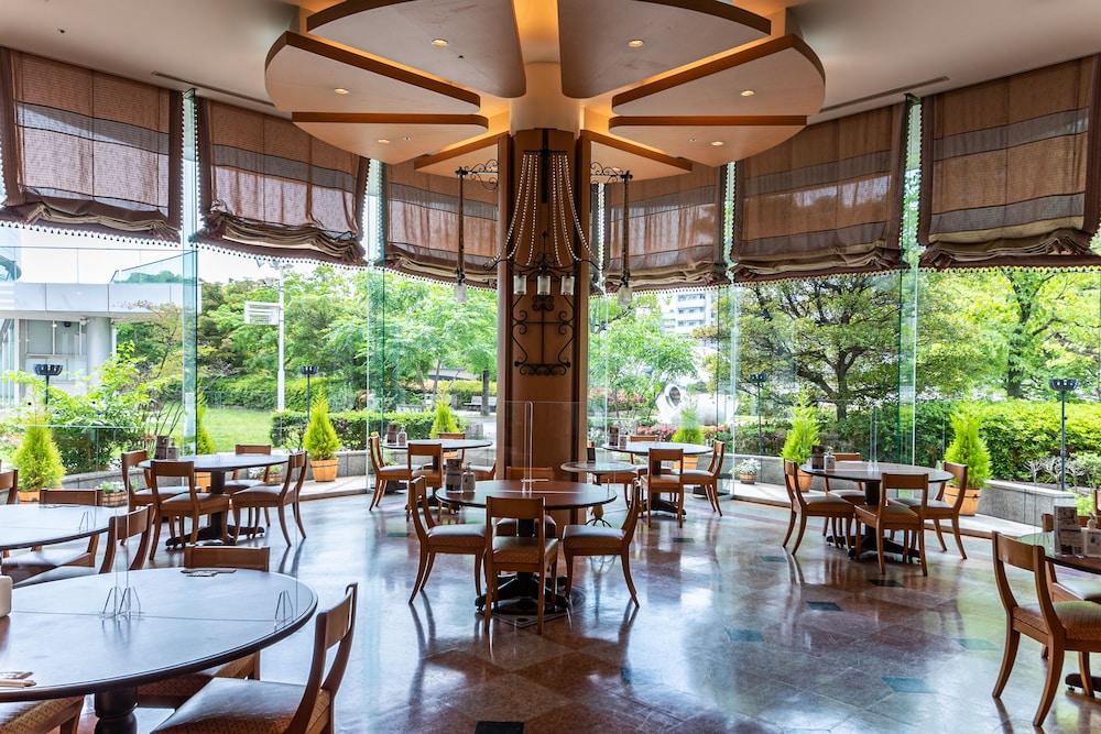 Hiroshima City Bunka Koryu Kaikan Екстер'єр фото