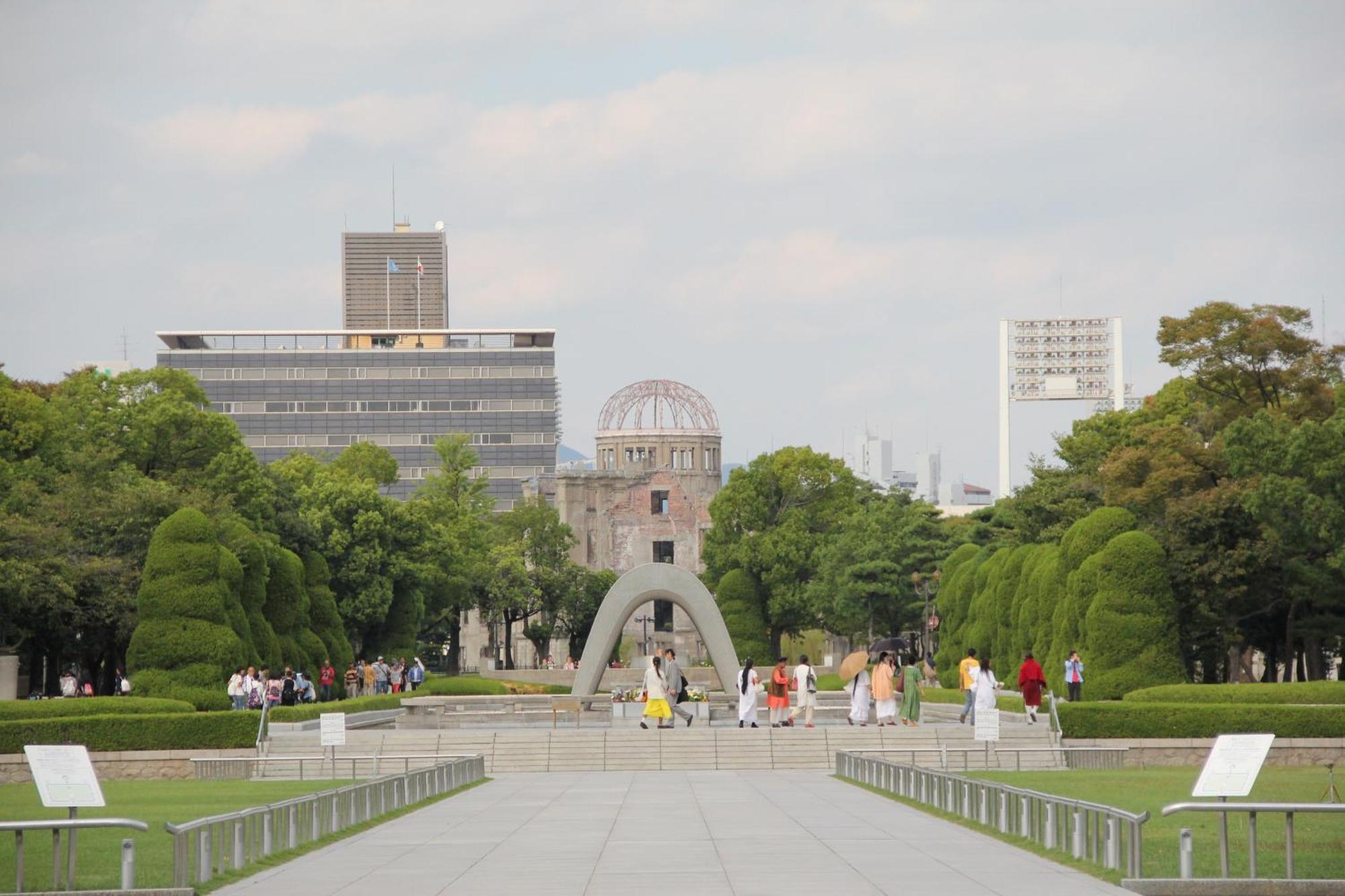 Hiroshima City Bunka Koryu Kaikan Екстер'єр фото