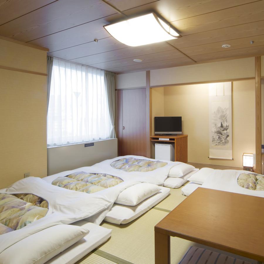Hiroshima City Bunka Koryu Kaikan Екстер'єр фото